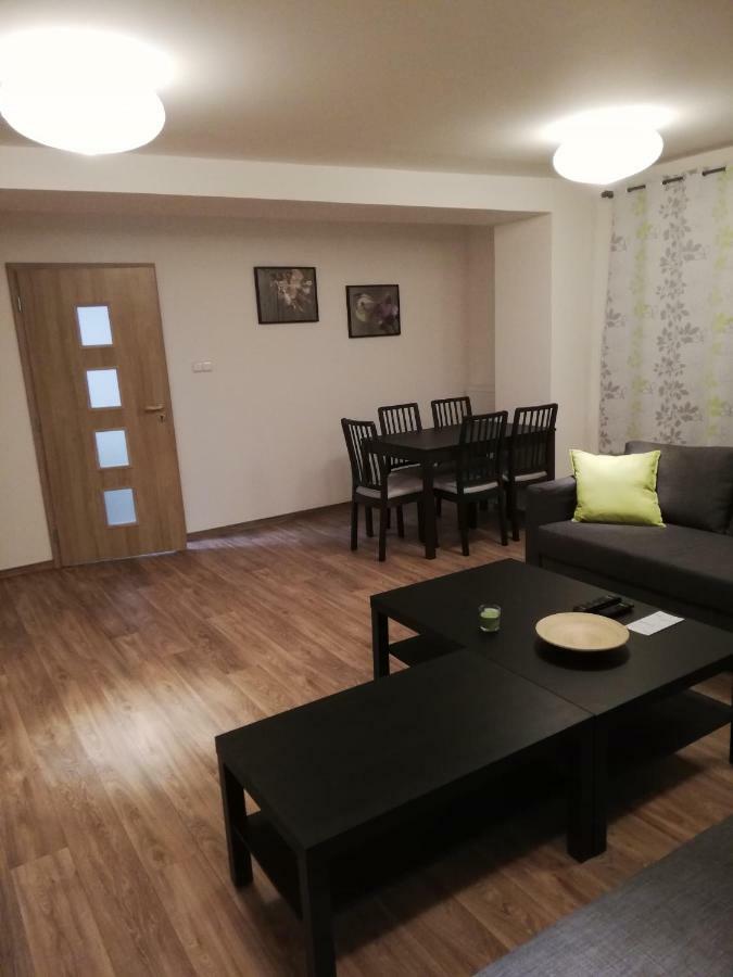 Apartmany Pod Divadlem Znojmo Exterior foto