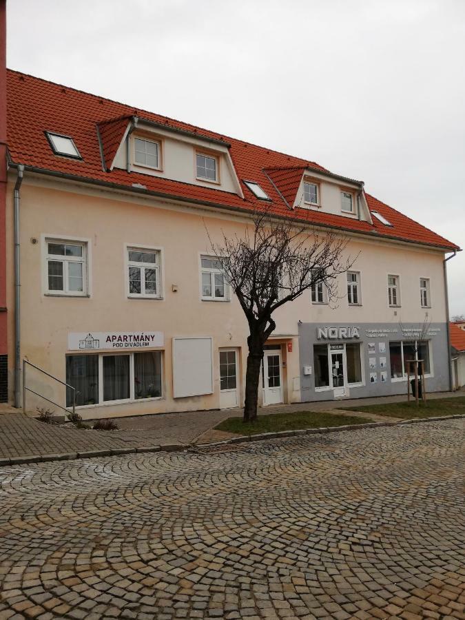 Apartmany Pod Divadlem Znojmo Exterior foto