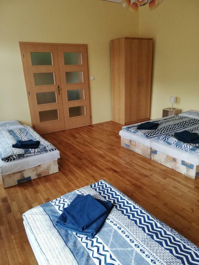 Apartmany Pod Divadlem Znojmo Exterior foto